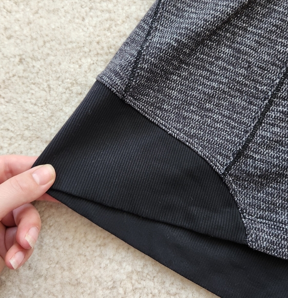 Lululemon Runderful 1/2 Zip Long Sleeve Pullover  Mini Check fitted Ribbed 8 - Picture 13 of 14